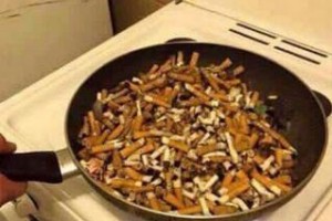 那個誰，你女友叫你回家吃飯 ()