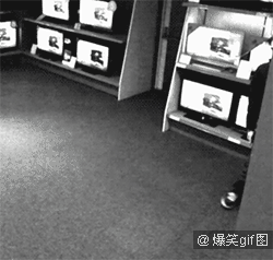 一哥們去理發