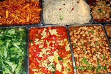 貴陽：產區蔬菜進食堂 ()