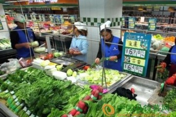 北京：新發地市場菠菜價格下降 ()